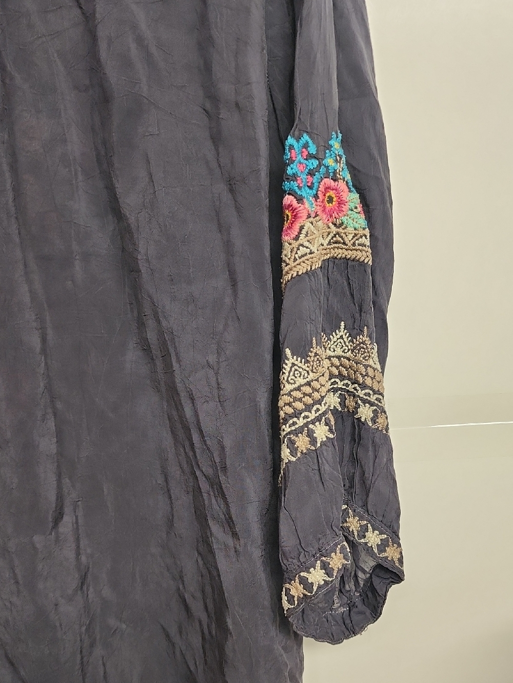 Johnny Was Black Tunic with Multicolor Floral Embroidery Size XXL Boho Feminine - Picture 8 of 15